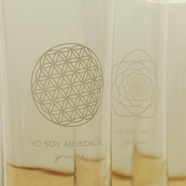 detalle-soy-abundancia botella abundancia flor de la vida